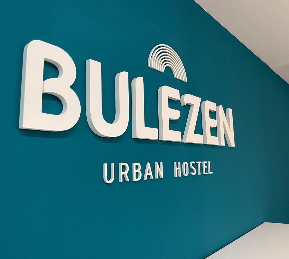פונטה-ודרה Bulezen Urban Hostel מראה חיצוני תמונה